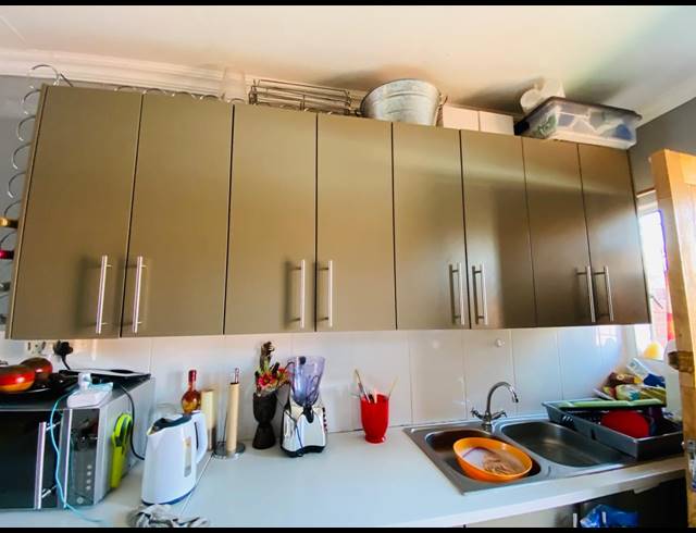 2 BEDROOM TOWNHOUSE FOR SALE IN ANNADALE